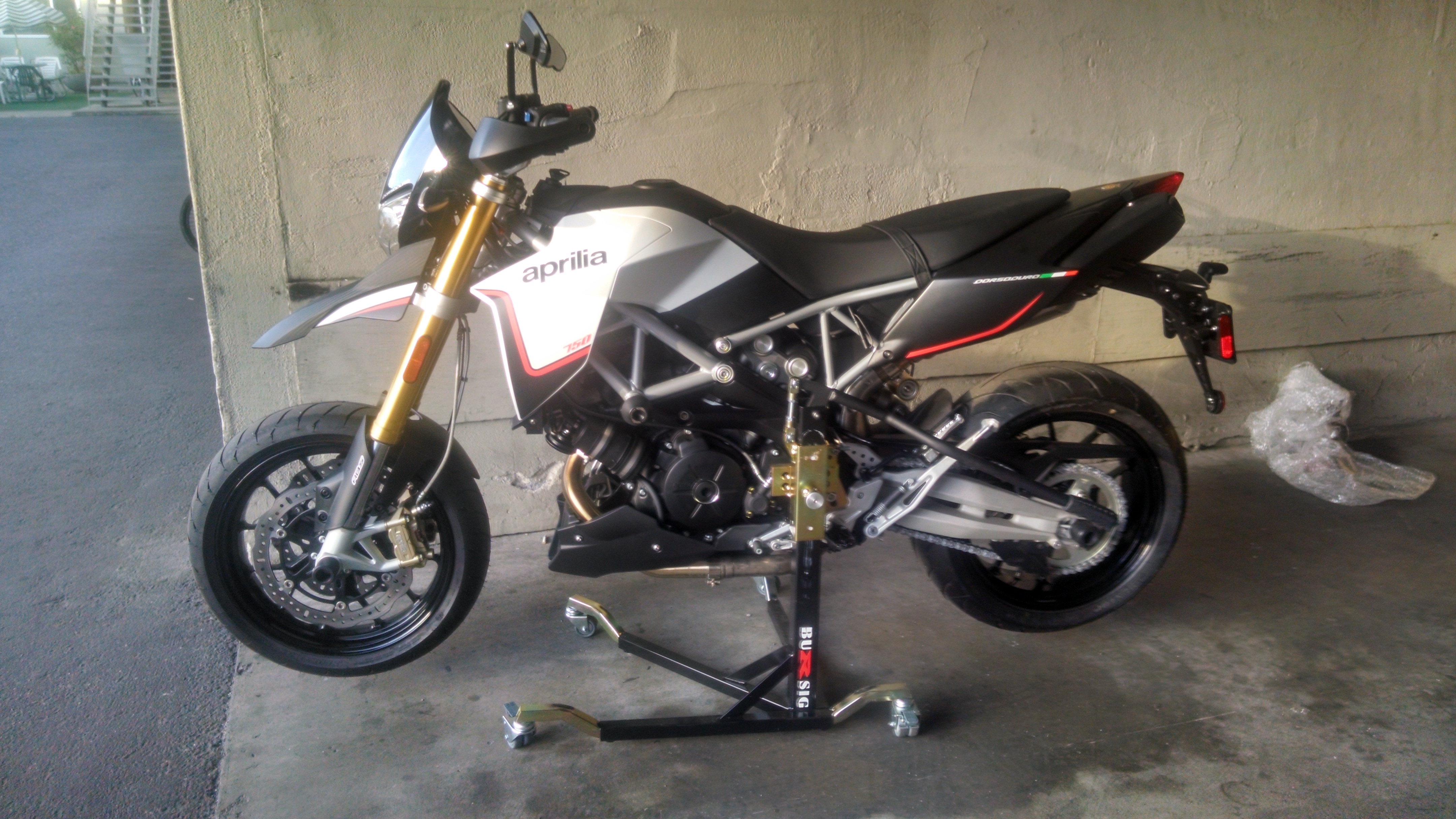 bursig-aprilia-dorsoduro-1200.jpg